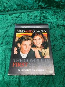 DVD MOVIE / DVD MOVIE BOX SET NED AND STACEY THE FIRST SEASON